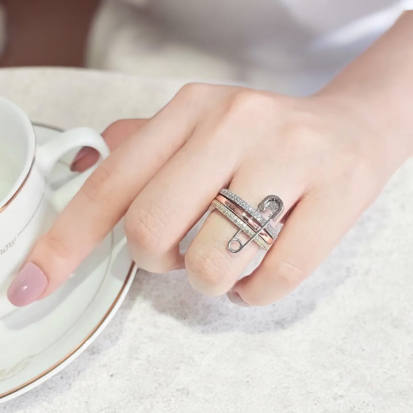 Alera Dreischichtiger Ring