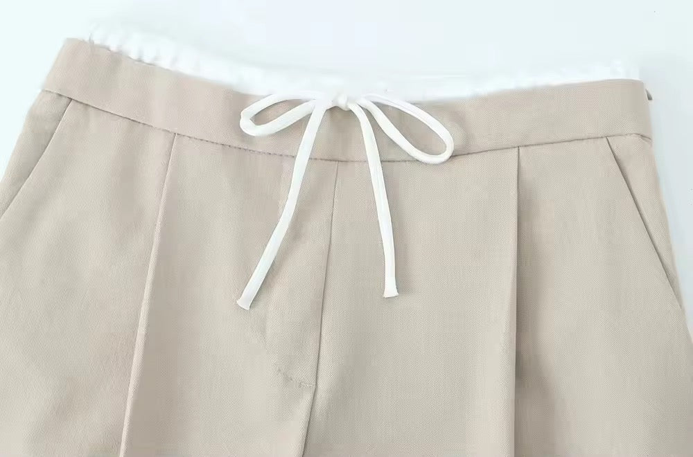Damenhose mit doppeltem Bund