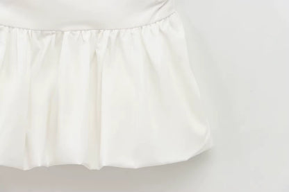 Süßes Off-Shoulder Set – Wellenkante & Plissee-Design