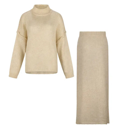Strick-Set aus Pullover & Rock