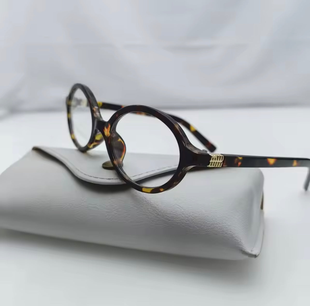 Mirela Glasses