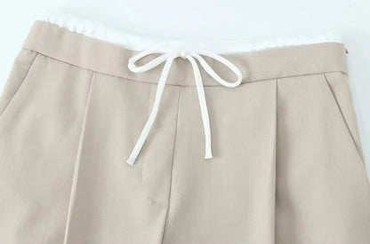 Damenhose mit doppeltem Bund