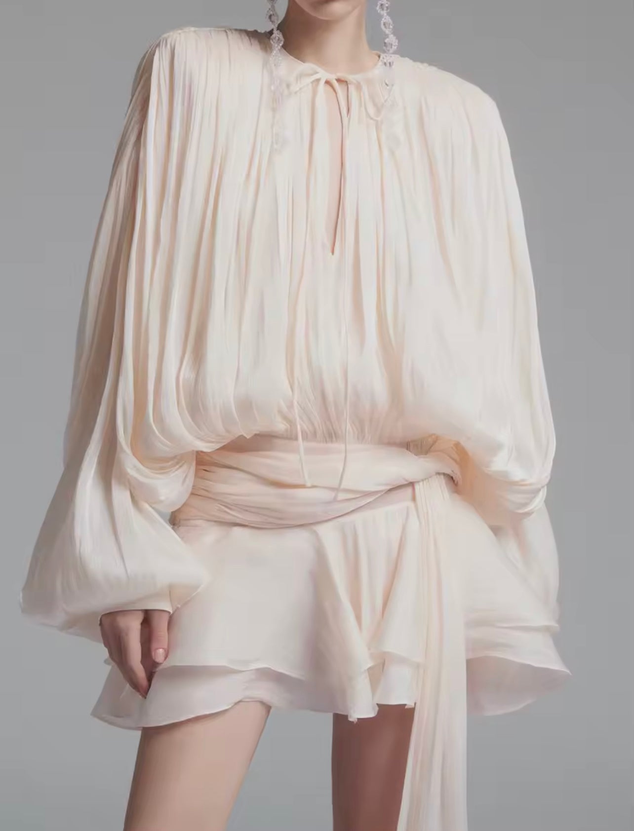 Molly Schnür-Minikleid