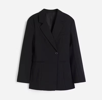 Amelia Blazer